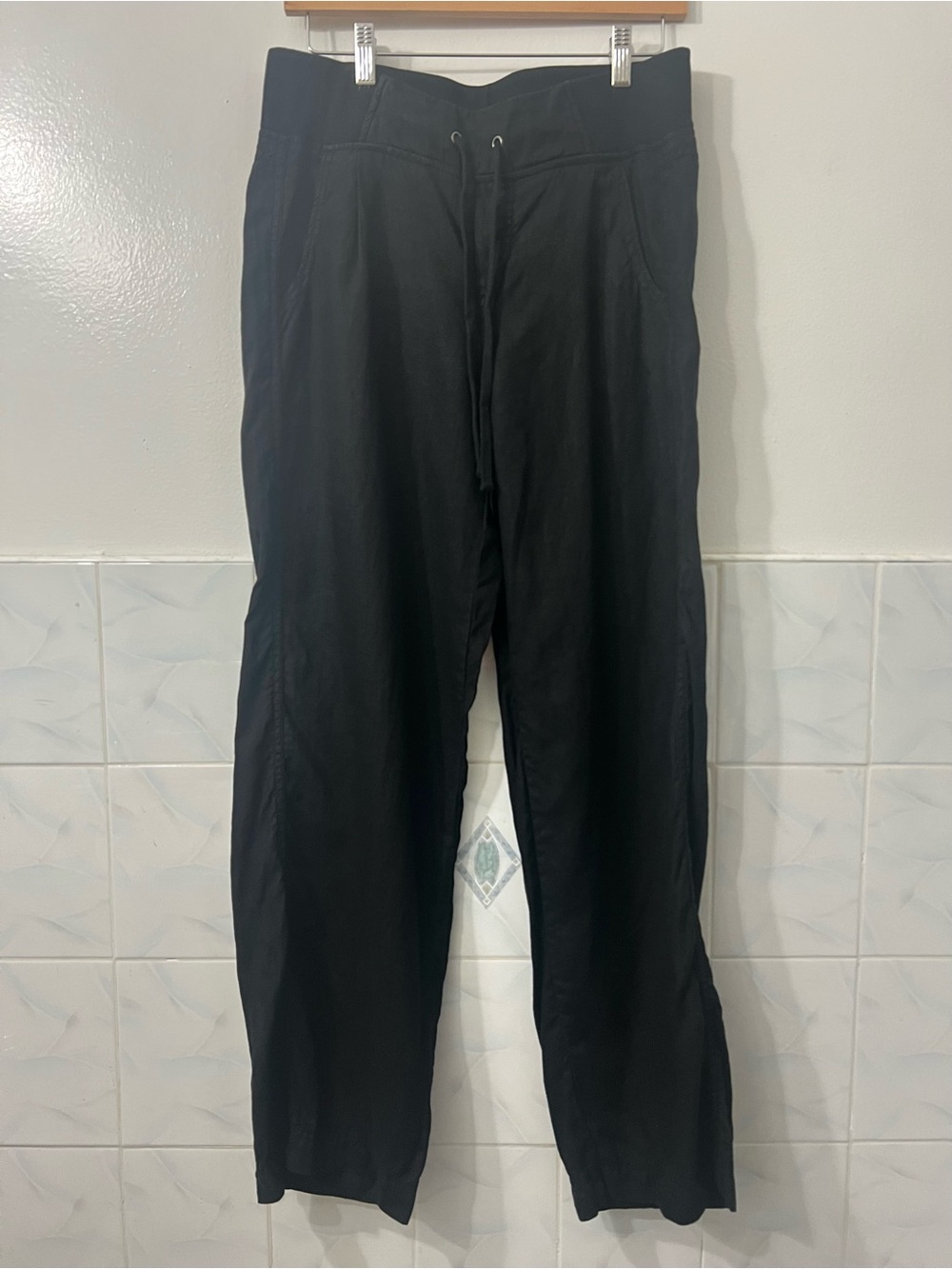 Athleta 100% Linen High Rise Straight Leg Pants Women 6 Black Minimalist Capsule